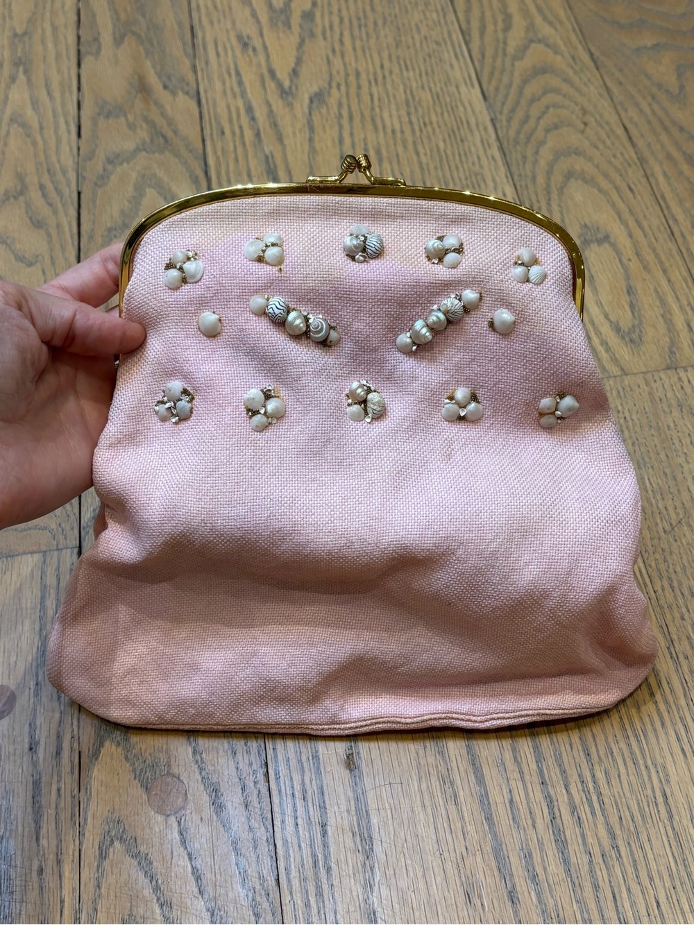 Vintage pink seashell accent Women's clutch - as is